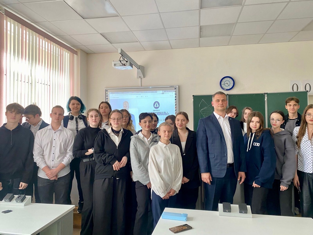 О современной энергетике ЖКХ поговорили в 78 школе