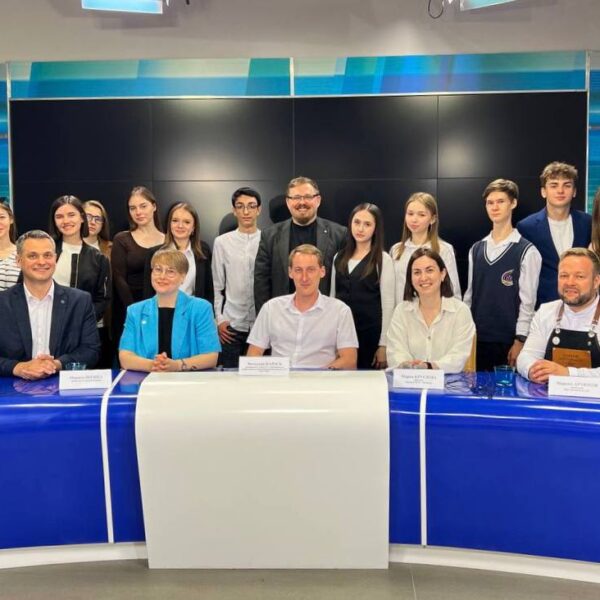 Состоялась пресс-конференция организаторов и экспертов профориентационного проекта «Профессионалы»!