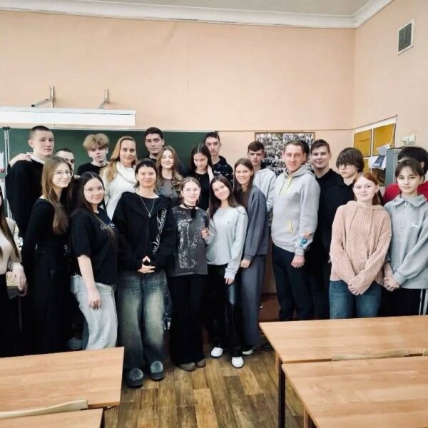 «А спрошу-ка у нейросети!»